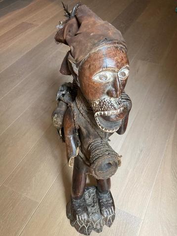 Statue fétiche (Nkisi) Congo, Enlèvement ou Envoi