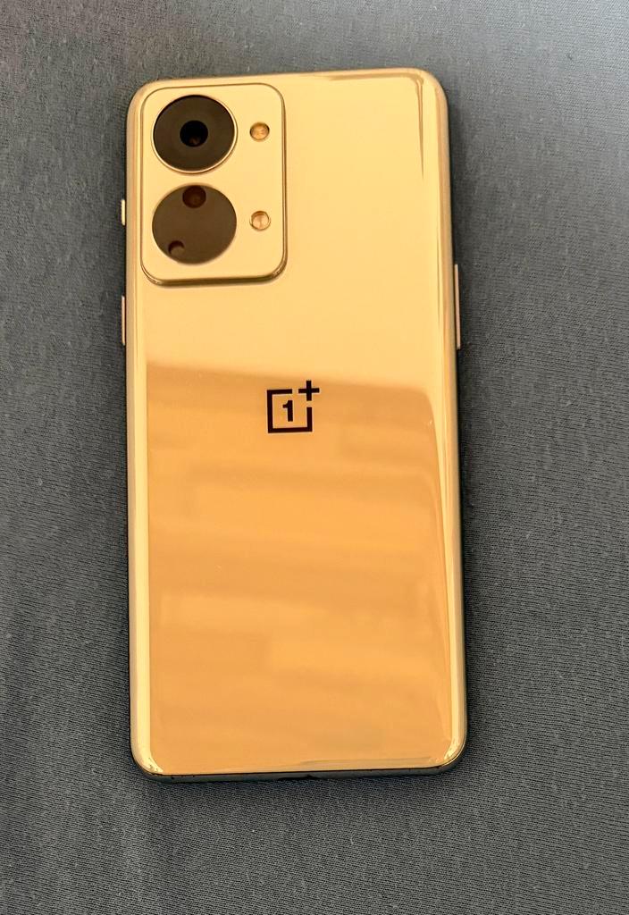 OnePlus Nord 2T 5G | 128GB | Met doos + hoesjes, Telecommunicatie, Mobiele telefoons | Batterijen en Accu's, Gebruikt, Overige merken