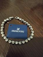 Bracelet Swarovski, Enlèvement