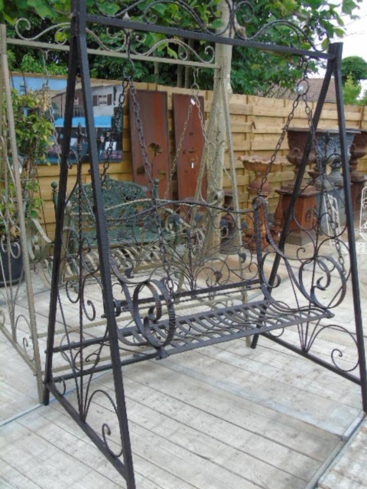 schommel, bruine smeedijzeren bank, Tuin en Terras, Tuinmeubel-accessoires, Nieuw, Ophalen