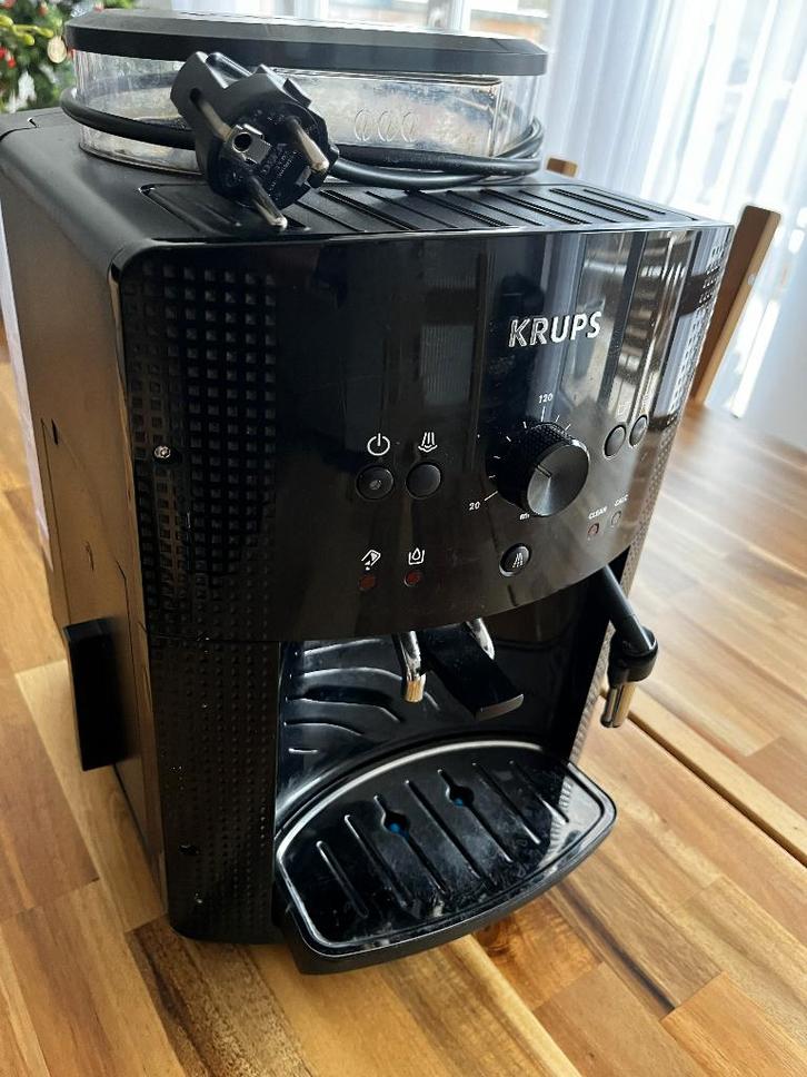 Machine à café automatique Krups EA81, Electroménager, Cafetières, Utilisé, Café en grains, Machine à espresso, 2 à 4 tasses, Réservoir d'eau amovible
