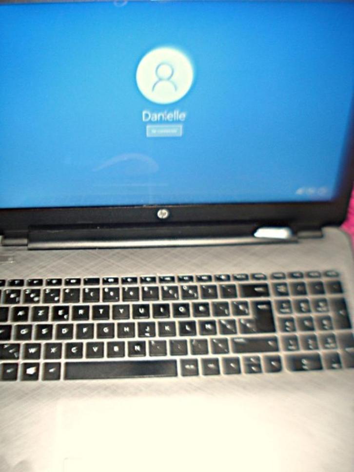 HP LAPTOP, Computers en Software, Windows Laptops, Zo goed als nieuw, Azerty, Ophalen of Verzenden