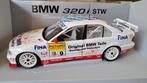 BMW 320i #9 STW 1998 J. Cecotto 1/18 UT Models, Hobby & Loisirs créatifs, Voitures miniatures | 1:18, Comme neuf, UT Models, Voiture