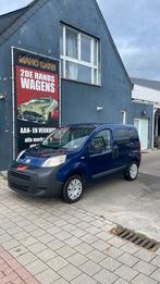 Fiat Qubo 1.4 benzine airco118.000 km, Auto's, Voorwielaandrijving, Euro 5, Monovolume, Zwart