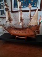 Mooie schip met details in hout, Hobby en Vrije tijd, Modelbouw | Boten en Schepen, Ophalen, Zo goed als nieuw