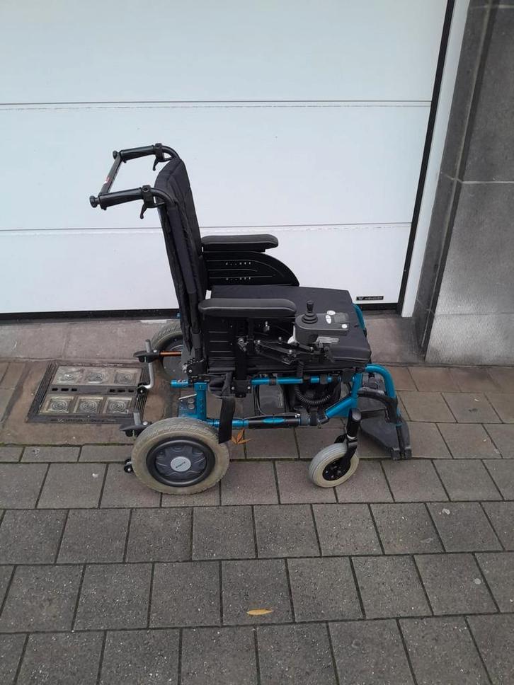 Invacare Action Esprit 4 elektrische rolstoel, Diversen, Rolstoelen, Zo goed als nieuw, Ophalen of Verzenden