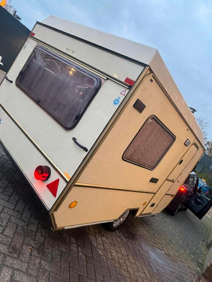 Nette orginele Retro caravan Kenteken vrij MTM 750kg, Caravans en Kamperen, Caravans, Particulier, tot en met 3, 500 - 750 kg