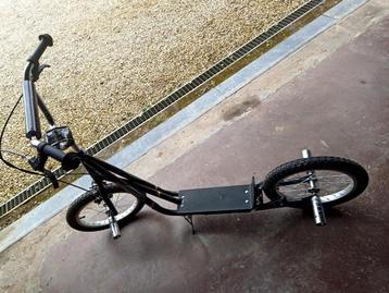 Trotinette  beschikbaar voor biedingen