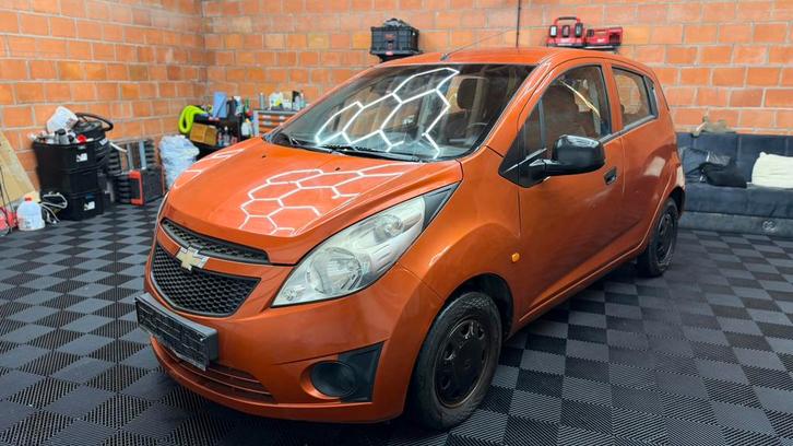 CHEVROLET SPARK 1.0 essence 147.000km, Auto's, Chevrolet, Bedrijf, Te koop, Spark, Benzine, Euro 5, 5 deurs, Handgeschakeld, Ophalen
