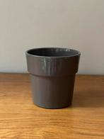 Cachepot, Ophalen, Gebruikt