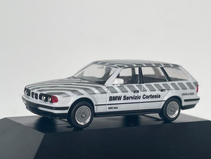 Herpa BMW 525i Touring PC- model 1/87, Hobby en Vrije tijd, Modelauto's | 1:87, Zo goed als nieuw, Auto, Herpa, Ophalen of Verzenden