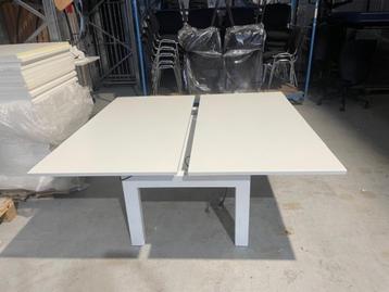 Bench 2 werkplekken elektrisch beschikbaar voor biedingen