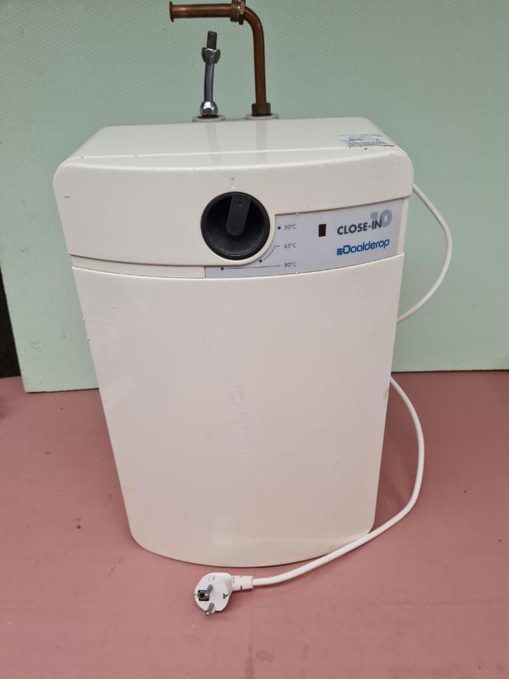 Daalderop Close-In boiler 10L 2200W, Doe-het-zelf en Bouw, Chauffageketels en Boilers, Gebruikt, Boiler, Minder dan 20 liter, Ophalen