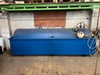 Mazouttank 2500 liter in opvangbak, Ophalen, Zo goed als nieuw