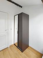 Zwarte IKEA kast met schuifdeuren, Ophalen, Gebruikt, Overige houtsoorten, Met hangruimte