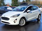 Ford Fiesta 1.0 ESSENCE 101CV PACK SPORT TOIT PANORAMIQU, Auto's, Voorwielaandrijving, Stof, Gebruikt, Euro 6