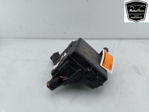 ZEKERINGKAST Ford EcoSport (JK8) (JN1512A581DTC), Auto-onderdelen, Elektronica en Kabels, Ford, Gebruikt