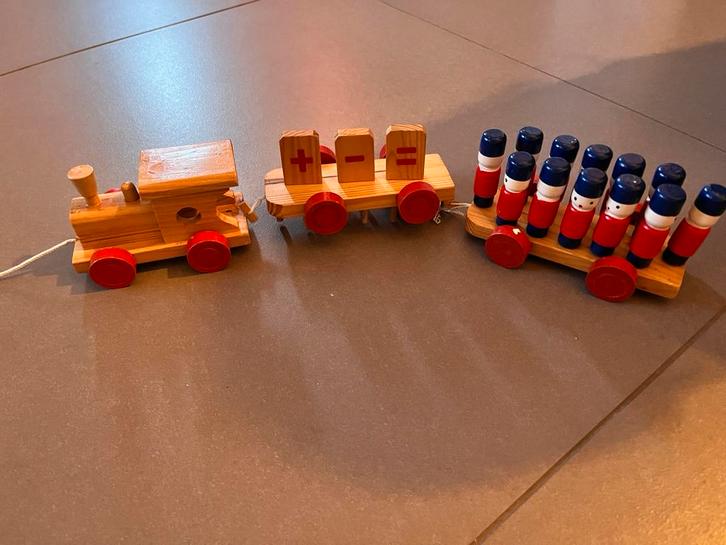 Vintage handgemaakt houten speelgoedtreintje – uniek, Antiek en Kunst, Antiek | Speelgoed, Ophalen of Verzenden