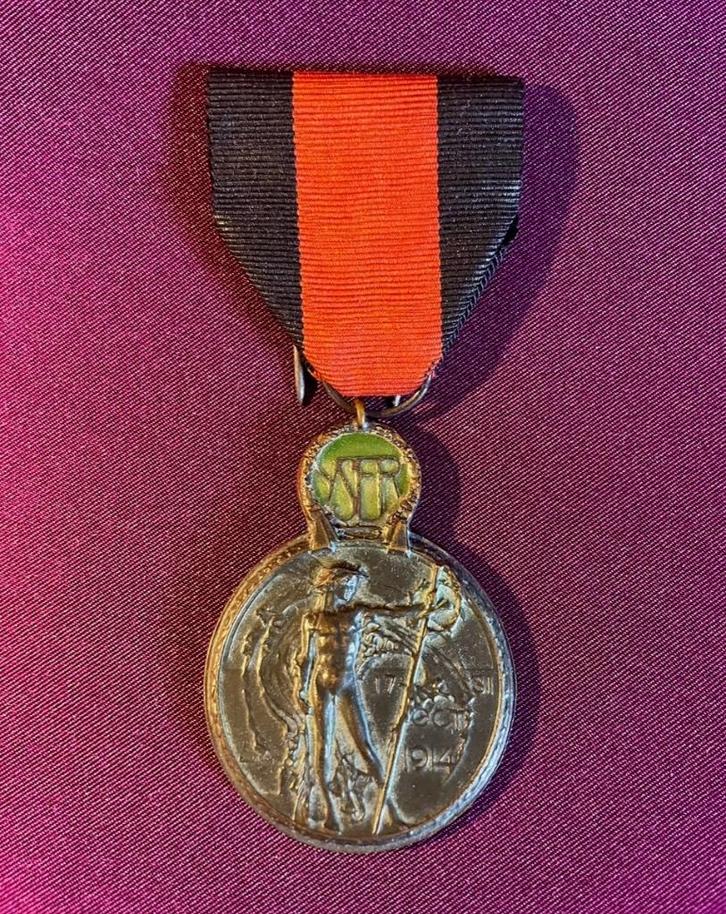De Belgische IJzer medaille 14-18., Verzamelen, Militaria | Algemeen, Landmacht, Lintje, Medaille of Wings, Ophalen of Verzenden