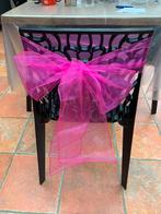 Noeud chaise mariage organza fushia (x48), Maison & Meubles, Tables | Tables d'appoint, Comme neuf
