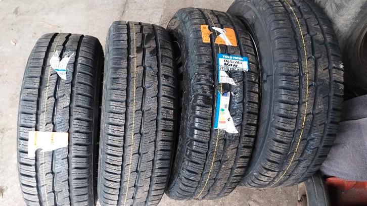 mercedes vito winter set, Auto-onderdelen, Banden en Velgen, Banden en Velgen, Winterbanden, 16 inch, 205 mm, Nieuw, Ophalen