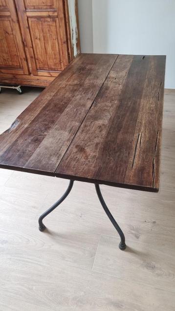 Belle table de salle à manger en bois, Maison & Meubles, Ancien, 150 à 200 cm, Cinq personnes ou plus, Enlèvement