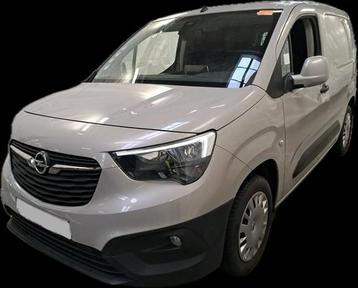 Opel Combo L1L1 Edition 1200Benzine LichteVracht•3Personen beschikbaar voor biedingen