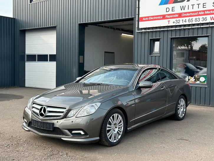 Mercedes E350 2010 AUTOMATIC 3.0 DIESEL V6, Auto's, Mercedes-Benz, Bedrijf, Te koop, E-Klasse, ABS, Airbags, Airconditioning, Bluetooth