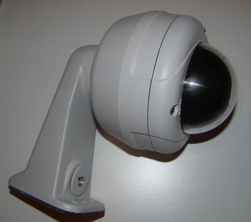 PELCO IP camera IMS0DN10-1E met voet., Audio, Tv en Foto, Videobewaking, Gebruikt, Buitencamera, Ophalen of Verzenden