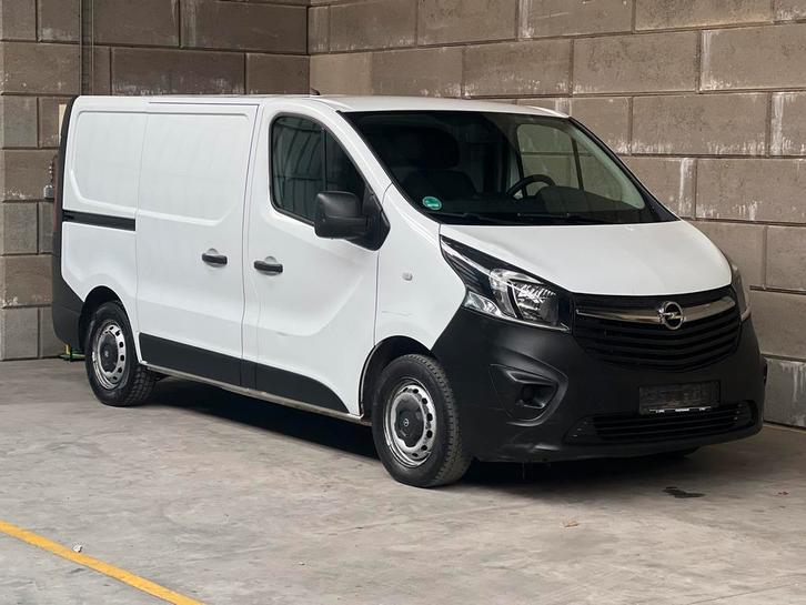 Opel Vivaro B 1.6 CDTI**166.000 km**Roze CarPass Leaf, Auto's, Bestelwagens en Lichte vracht, Particulier, ABS, Airbags, Alarm