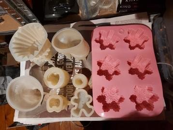 9 kaarsmallen kerstmis beschikbaar voor biedingen