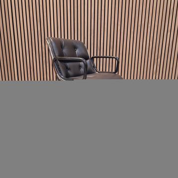 Knoll Pollock executive chair