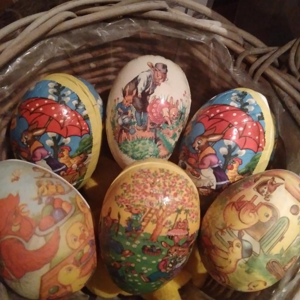 6 Oude papier-mâche paaseieren, Antiek en Kunst, Curiosa en Brocante, Verzenden