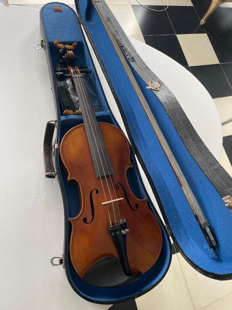 Handgemaakte Viool in prima staat, Muziek en Instrumenten, Strijkinstrumenten | Violen en Altviolen, Gebruikt, Viool, Met koffer