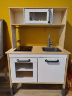 Ikea keukentje met pannetjes, spatels, groentjes en taartjes, Kinderen en Baby's, Ophalen, Zo goed als nieuw, Hout, Speelkeuken