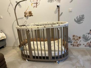 Stokke bedje compleet disponible aux enchères