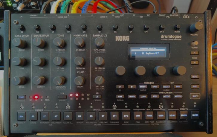 KORG Drumlogue, Muziek en Instrumenten, Synthesizers, Gebruikt, Overige aantallen, Overige merken, Met midi-aansluiting, Ophalen