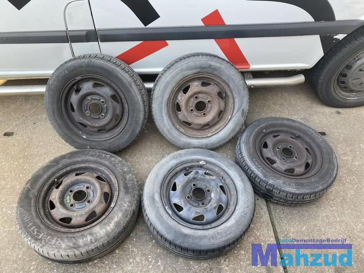 FORD FIESTA 4 Banden met velgen 4x108 13 inch, Autos : Pièces & Accessoires, Autres pièces automobiles, Ford, Utilisé