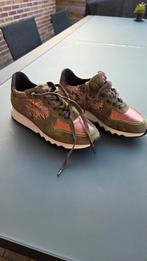 Sneakers Floris van Bommel, Ophalen of Verzenden, Zo goed als nieuw, Sneakers