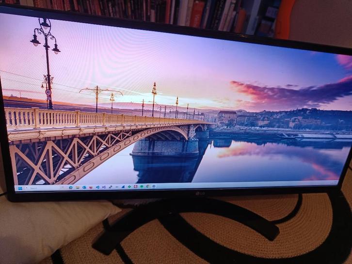 LG Ultrawide 29inch 2560x1080, Computers en Software, Monitoren, Gebruikt, 61 t/m 100 Hz, DisplayPort, HDMI, Gaming, Ingebouwde speakers