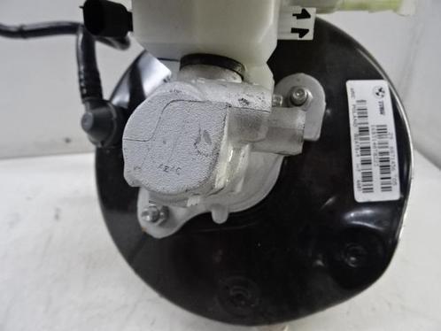 REMBEKRACHTIGER BMW X4 (F26) (01-2014/03-2018) (687145605), Auto-onderdelen, Remmen en Aandrijving, BMW, Gebruikt