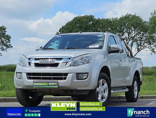 Isuzu D-MAX 2.5D 4x4 ENGINE-DEFECT!, Auto's, Bestelwagens en Lichte vracht, Bedrijf, 4x4, ABS, Airconditioning, Centrale vergrendeling