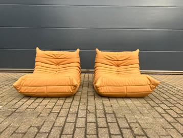 2x 1pl Ligne Roset Togo 100 % authentiques en état neuf !, Enlèvement ou Envoi, Sede cassina b&b italia knoll vitra mah jong artifort edra flos