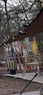 Feestdecor skilatten, Hobby en Vrije tijd, Feestartikelen, Ophalen, Gebruikt, Versiering