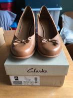 pumps Clarks beige, Kleding | Dames, Schoenen, Ophalen, Pumps, Beige, Zo goed als nieuw