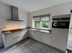 Complete Moderne Hoekkeuken + Apparatuur + GEDEMONTEERD, Huis en Inrichting, Ophalen of Verzenden, Zo goed als nieuw, Composiet