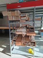 Lading tl-buizen en een paar armaturen, Ophalen