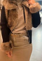 Nieuwe zwarte trui met bondje S/M, Kleding | Dames, Truien en Vesten, Ophalen of Verzenden, Nieuw