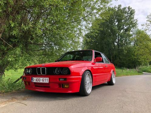 BMW E30, Auto's, BMW, Particulier, 3 Reeks, Bluetooth, Boordcomputer, LED verlichting, Lederen bekleding, Lichtmetalen velgen