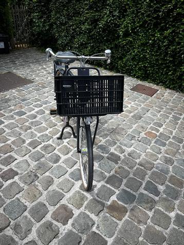 Cortina U4 fiets met kratje beschikbaar voor biedingen